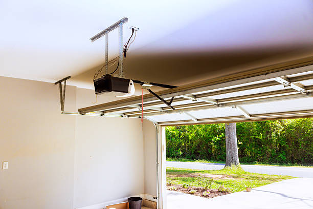 Top rated local Garage Door specialists in Harrison, MI